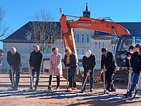 Spatenstich für Zweifeldhalle in Niederwiesa gesetzt