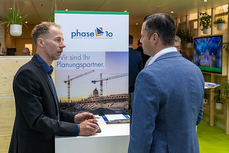 Persönlicher Gesprächstermin auf der EXPO REAL mit Dirk Westpfahl von phase 10 ©David Nuglisch